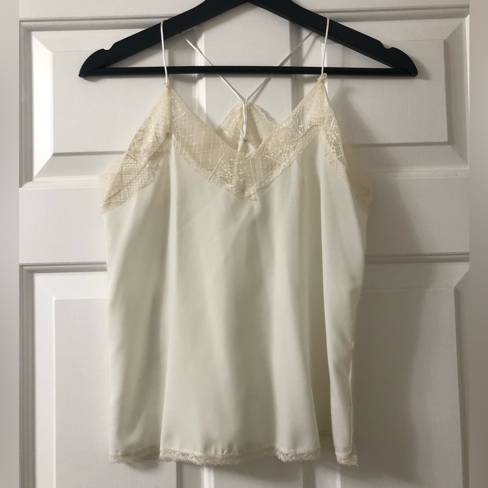 White tank top with Lace